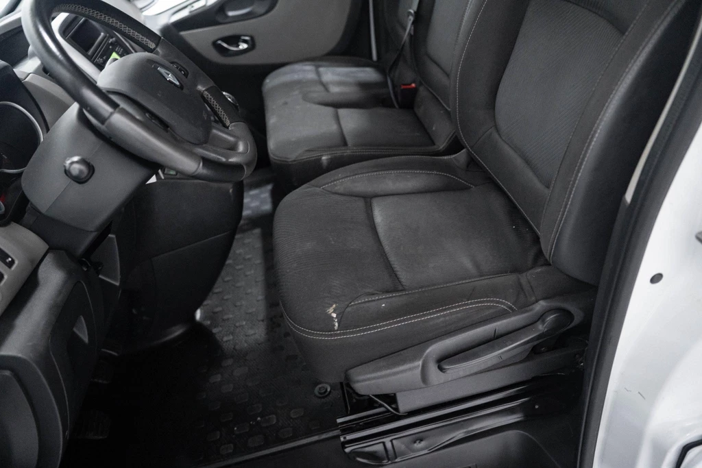Renault Trafic – foto 22