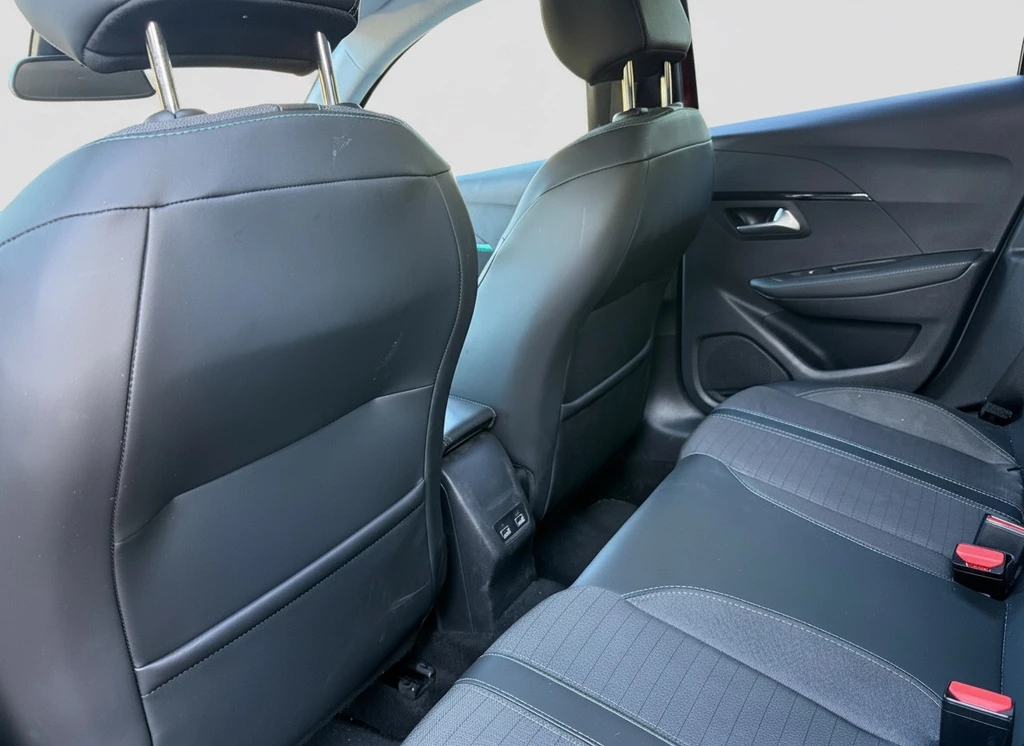 Peugeot 208 – foto 23