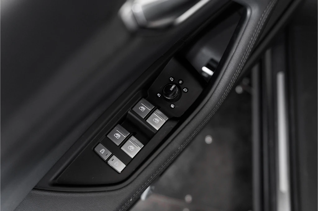 Audi e-tron – foto 17