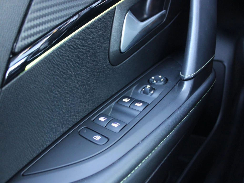 Peugeot 208 – foto 25