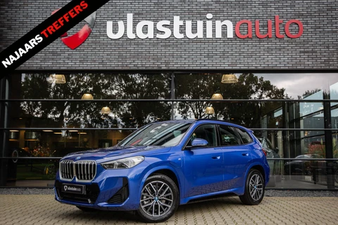 BMW X1 1.5 xDrive25e M-Sport , Navigatie, M-sportpakket, Achteruitrijcamera, Stoelverwarming,