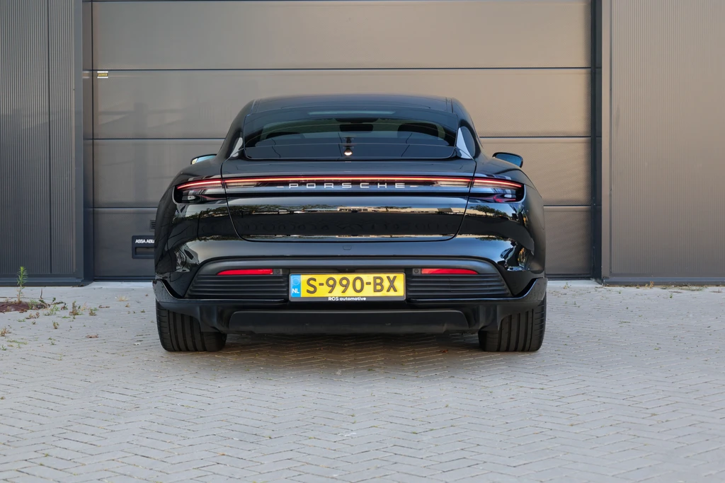 Porsche Taycan – foto 8