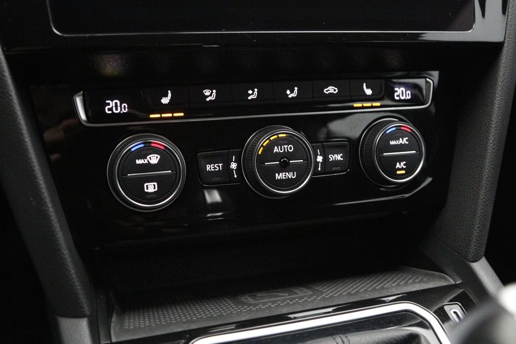 Volkswagen Passat – foto 17