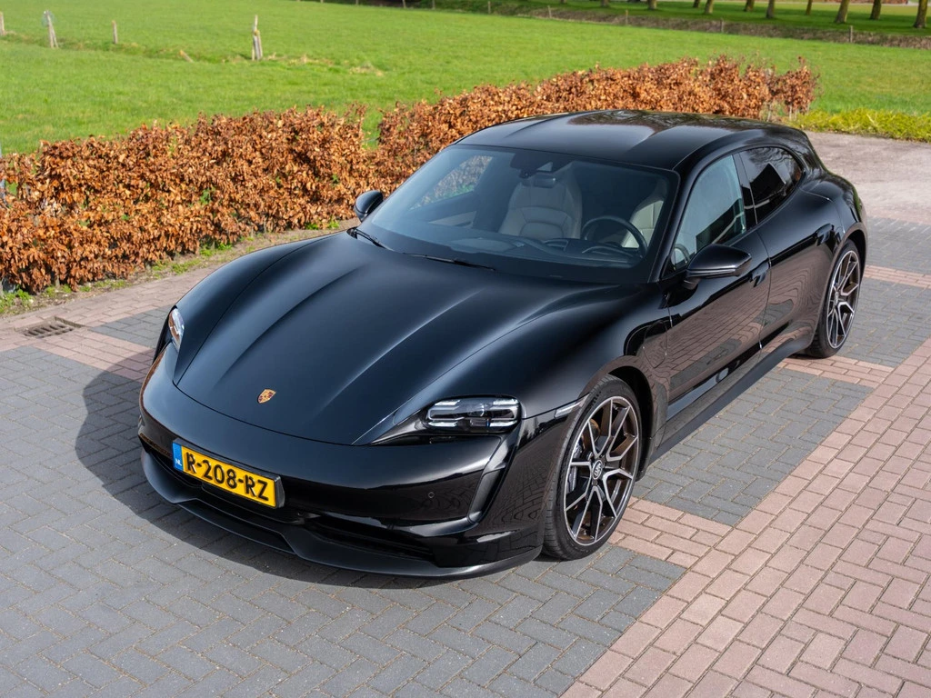 Porsche Taycan – foto 4