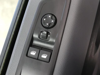 Opel Vivaro-e – thumbnail 18