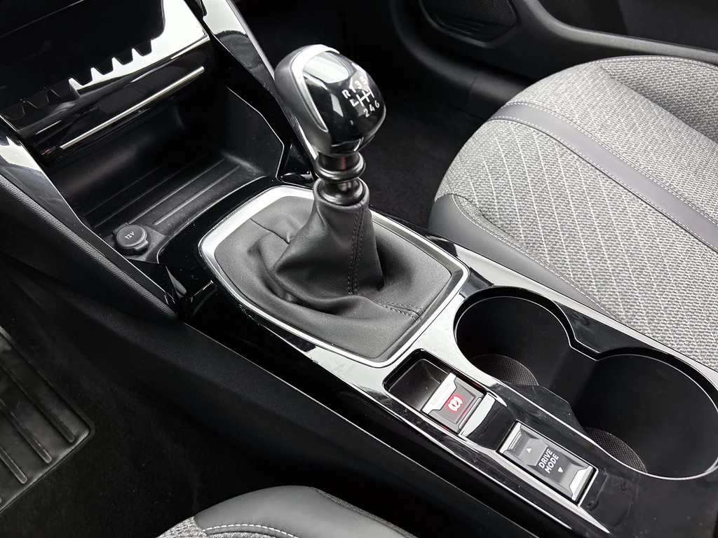 Peugeot 208 – foto 34