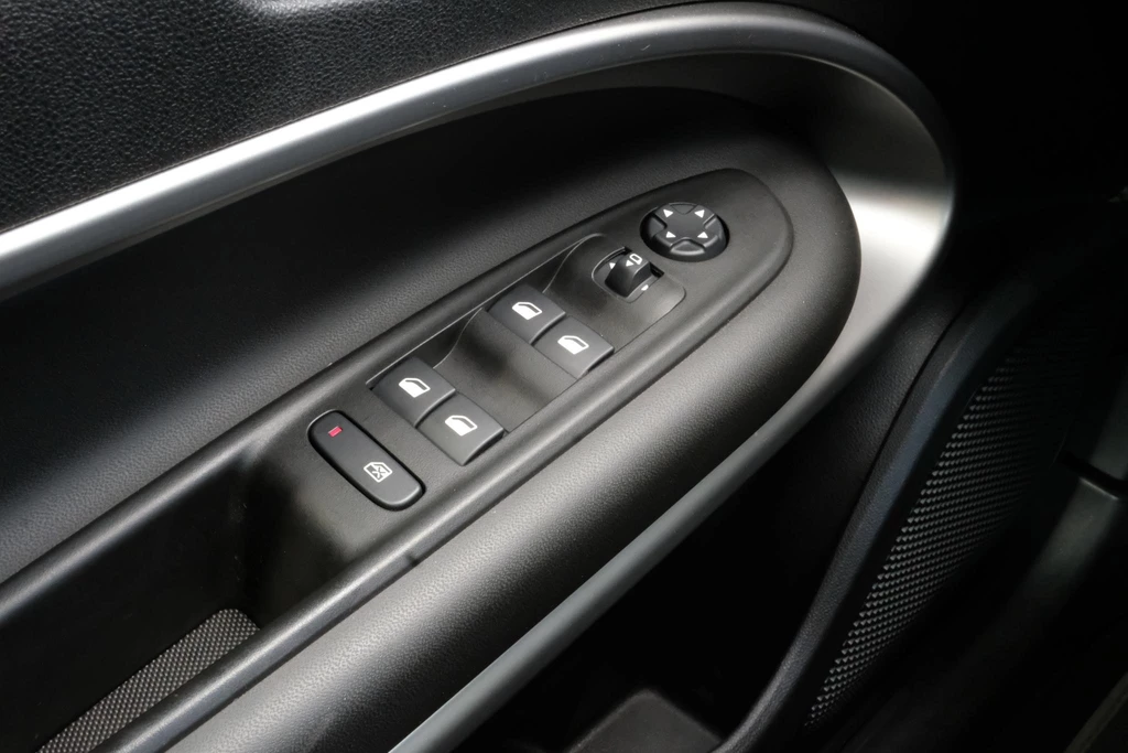 Jeep Avenger – foto 14
