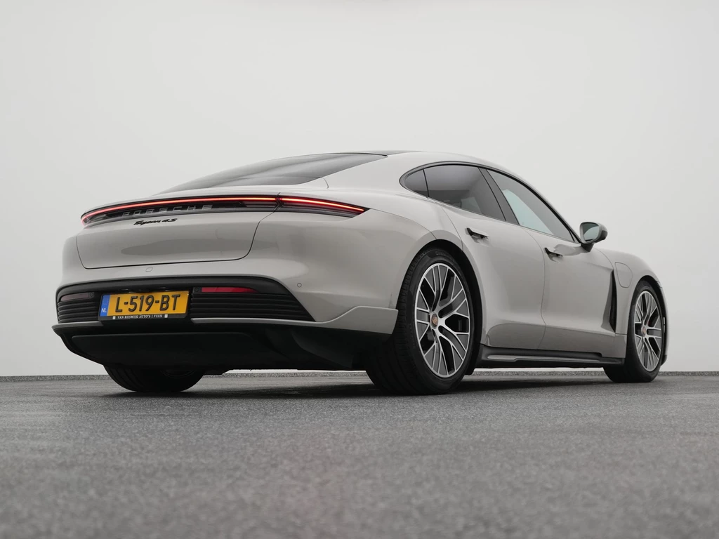 Porsche Taycan – foto 10