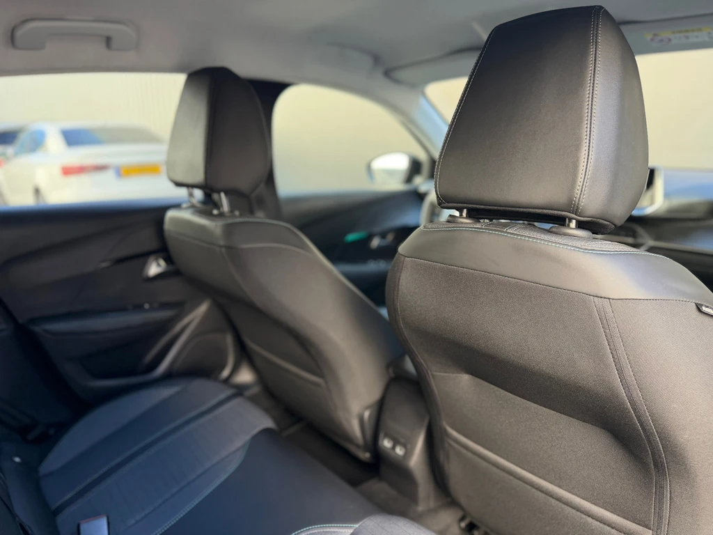 Peugeot e-208 – foto 22
