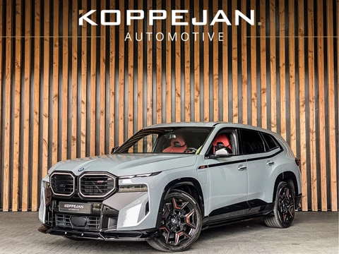 BMW XM 748PK V8 PHEV Label Red 30 kWh | VOL OPTIES | BOWERS EN WILKINS | TREKHAAK | 22 INCH | SKYLOUNGE |