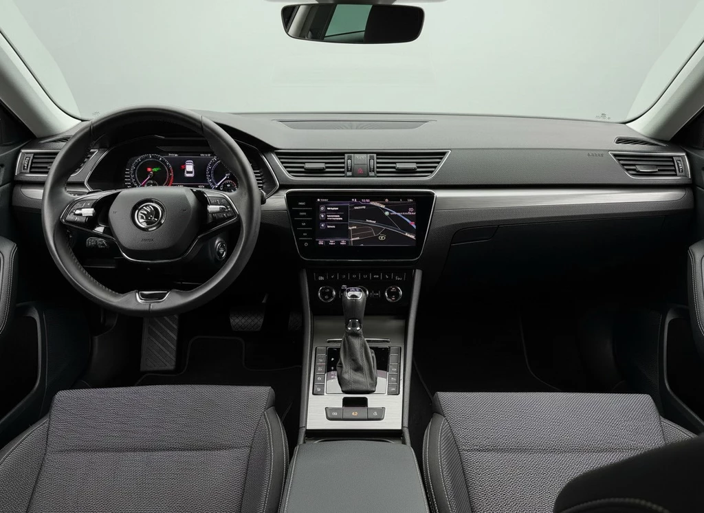 Škoda Superb – foto 9
