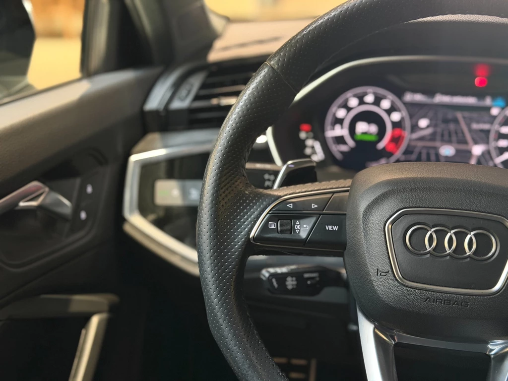Audi RSQ3 – foto 27