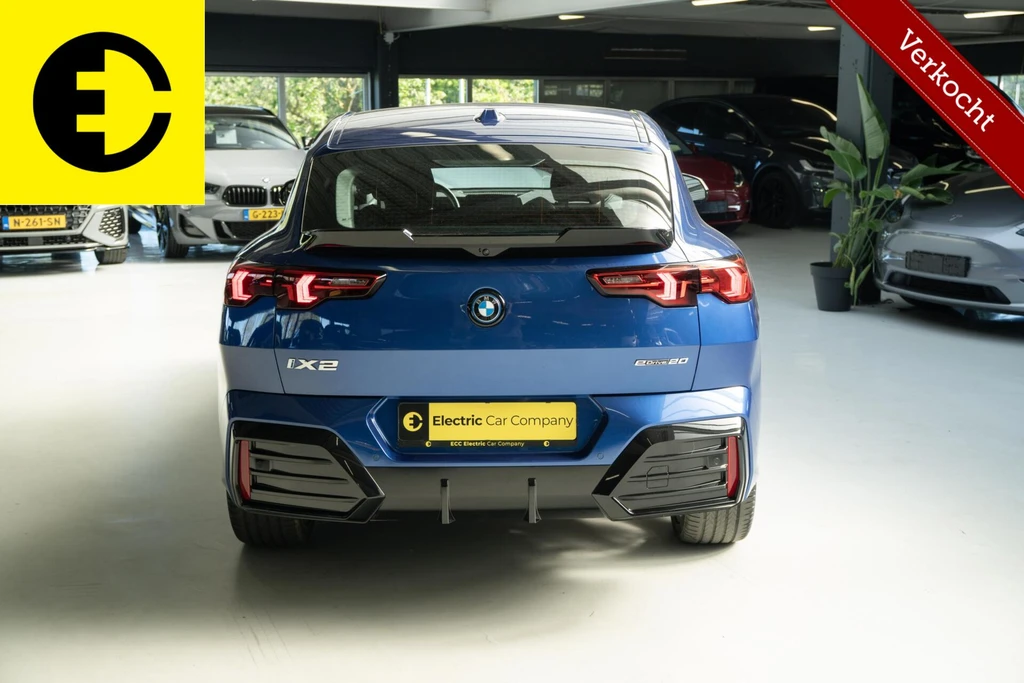 BMW iX2 – foto 9