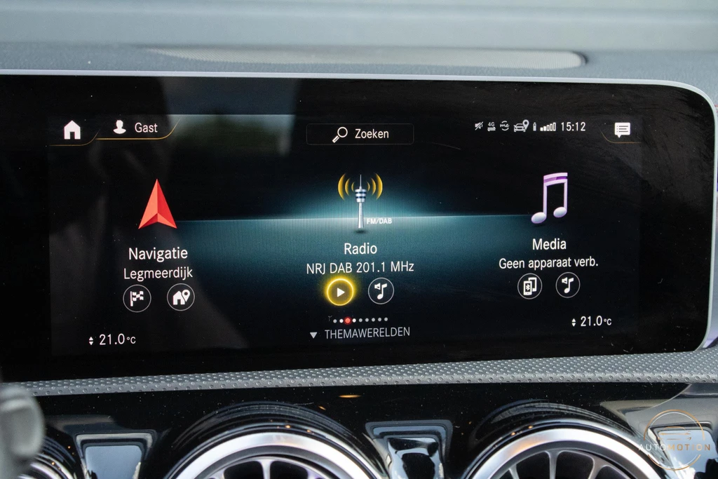 Mercedes-Benz CLA – foto 32