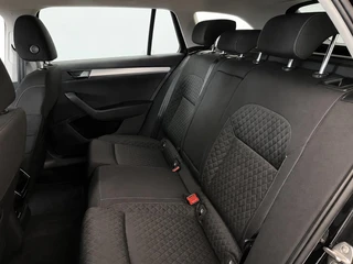 Škoda Superb – thumbnail 36