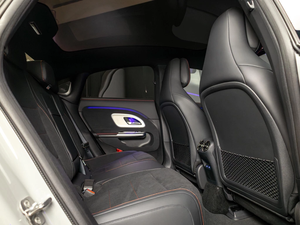 Mercedes-Benz CLA – foto 16