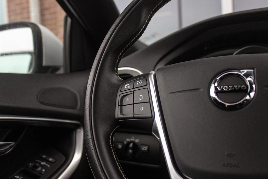 Volvo V40 – foto 28