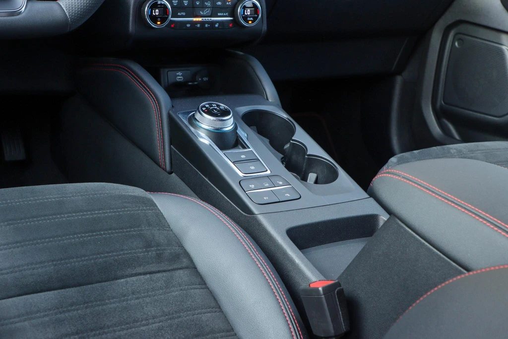 Ford Kuga – foto 40