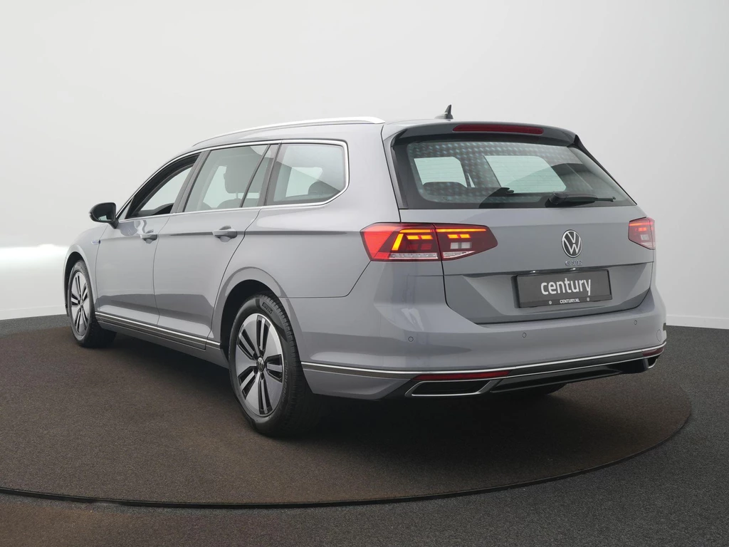 Volkswagen Passat – foto 4