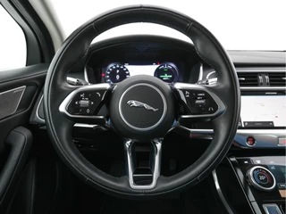 Jaguar I-PACE – thumbnail 17