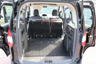 Ford Tourneo Courier – thumbnail 14