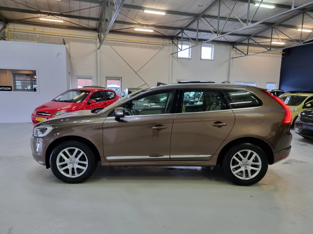 Volvo XC60 – foto 2