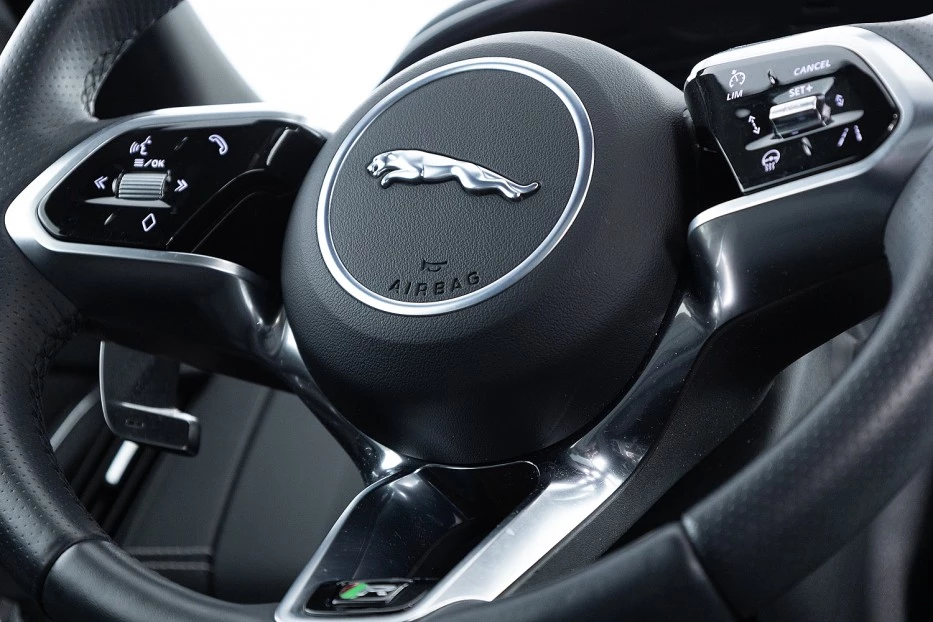 Jaguar E-PACE – foto 25