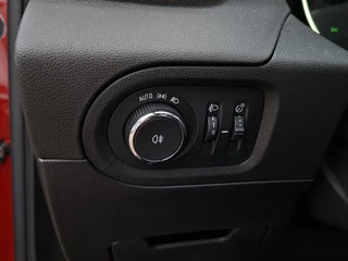 Opel Grandland X – thumbnail 23