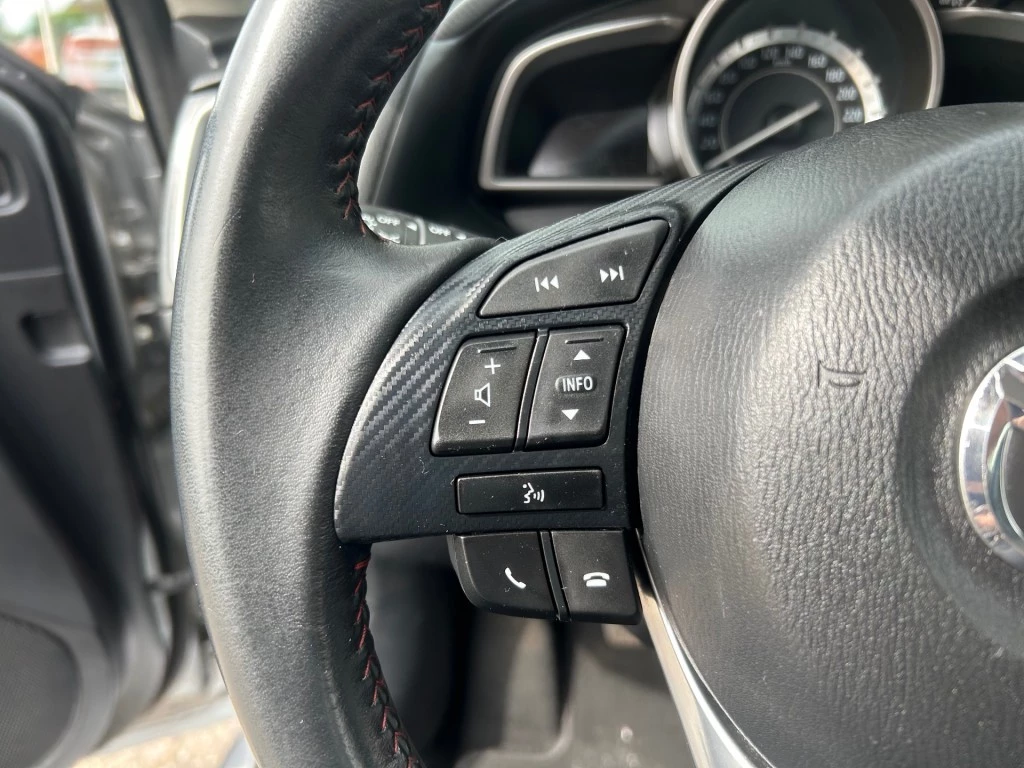 Mazda 3 – foto 13
