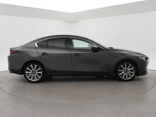 Mazda 3 – thumbnail 5