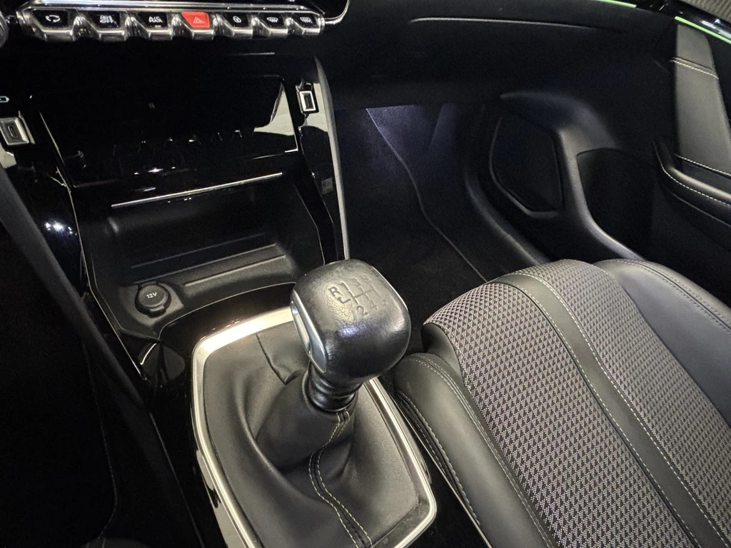 Peugeot 208 – foto 20