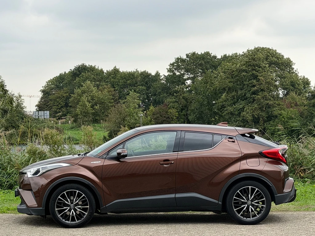 Toyota C-HR – foto 2