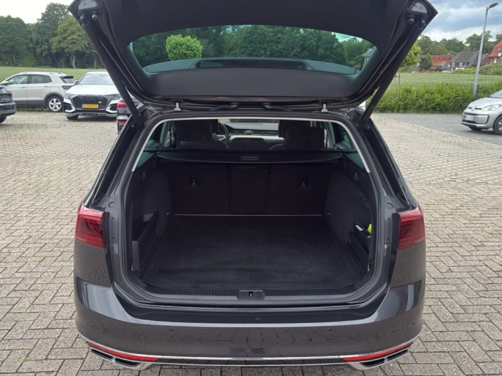 Volkswagen Passat – foto 10
