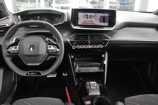 Peugeot 2008 – thumbnail 14