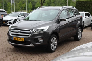 Ford Kuga – thumbnail 1