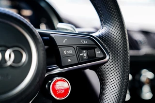Audi R8 – thumbnail 48