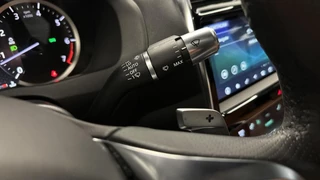 Jaguar XE – thumbnail 36