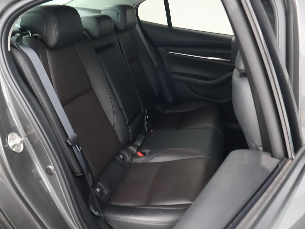 Mazda 3 – foto 11