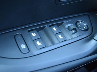 Peugeot 2008 – thumbnail 19