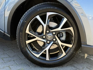 Toyota C-HR – thumbnail 10