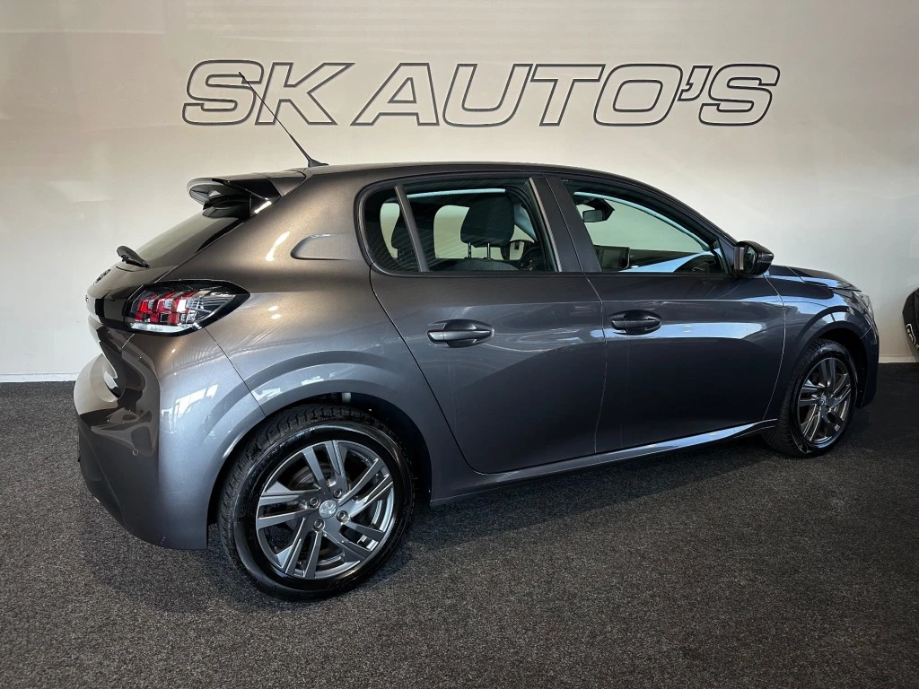 Peugeot 208 – foto 11