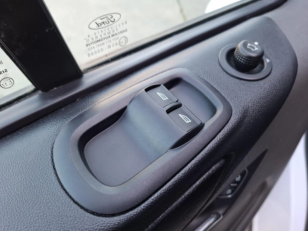Ford Transit Custom – foto 17
