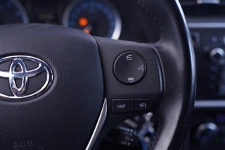 Toyota Auris – thumbnail 17