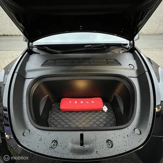 Tesla Model Y – thumbnail 19