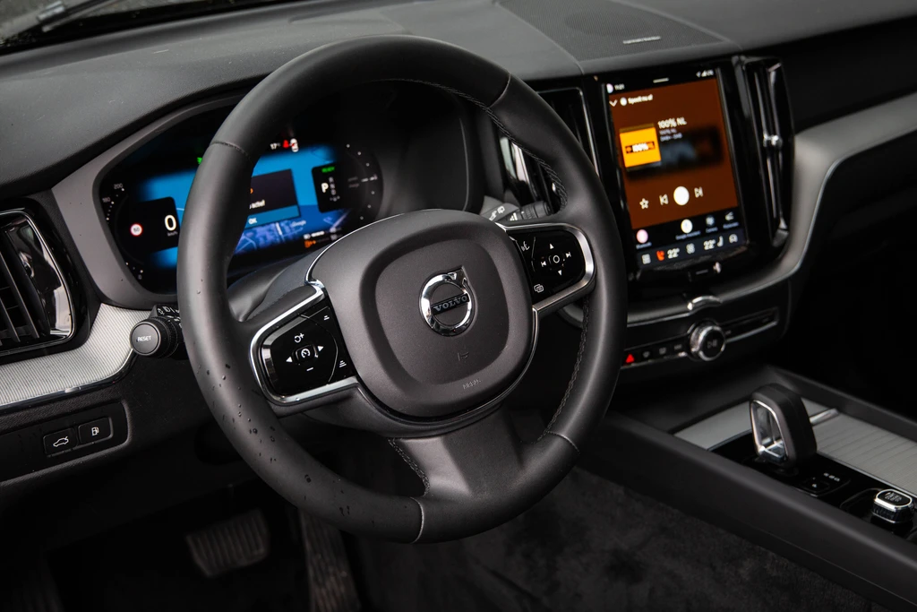 Volvo XC60 – foto 11