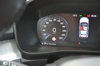 Volvo XC40 – thumbnail 25