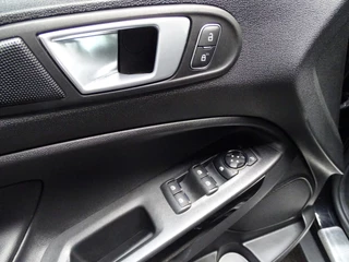 Ford EcoSport – thumbnail 9