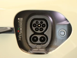 Porsche Taycan – thumbnail 37