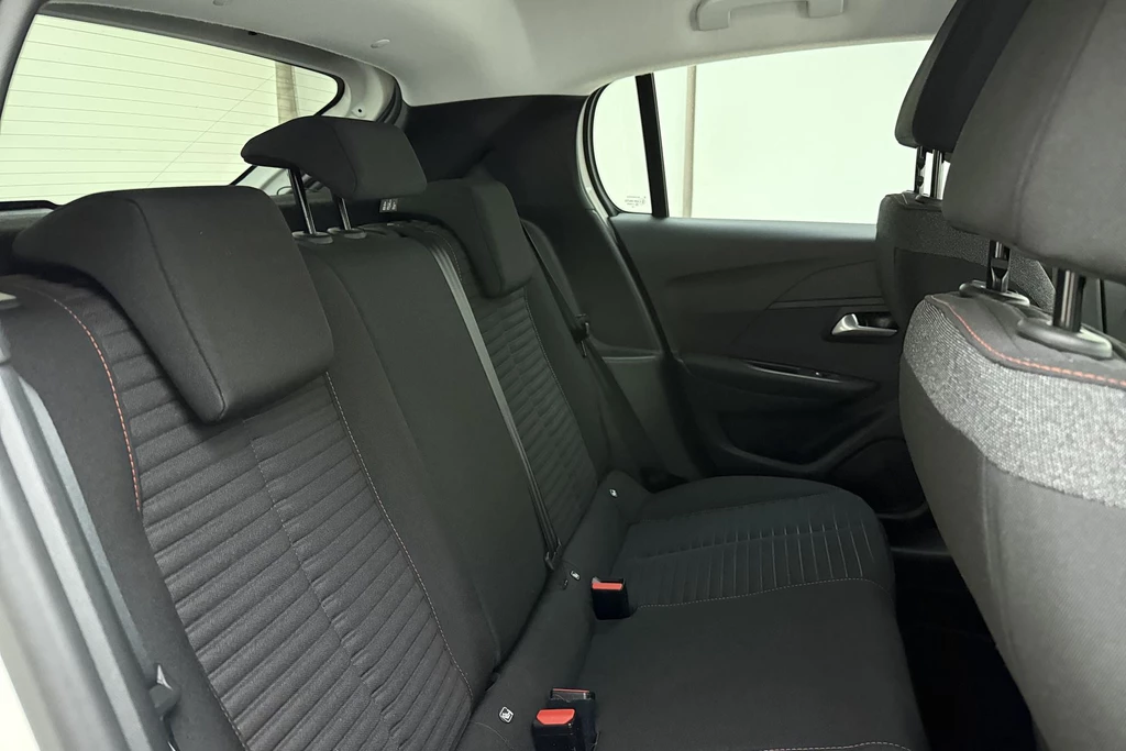 Peugeot 208 – foto 13