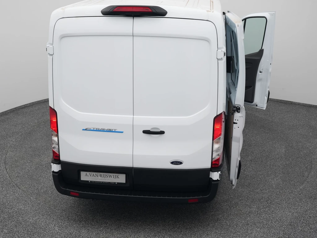 Ford E-Transit – foto 15